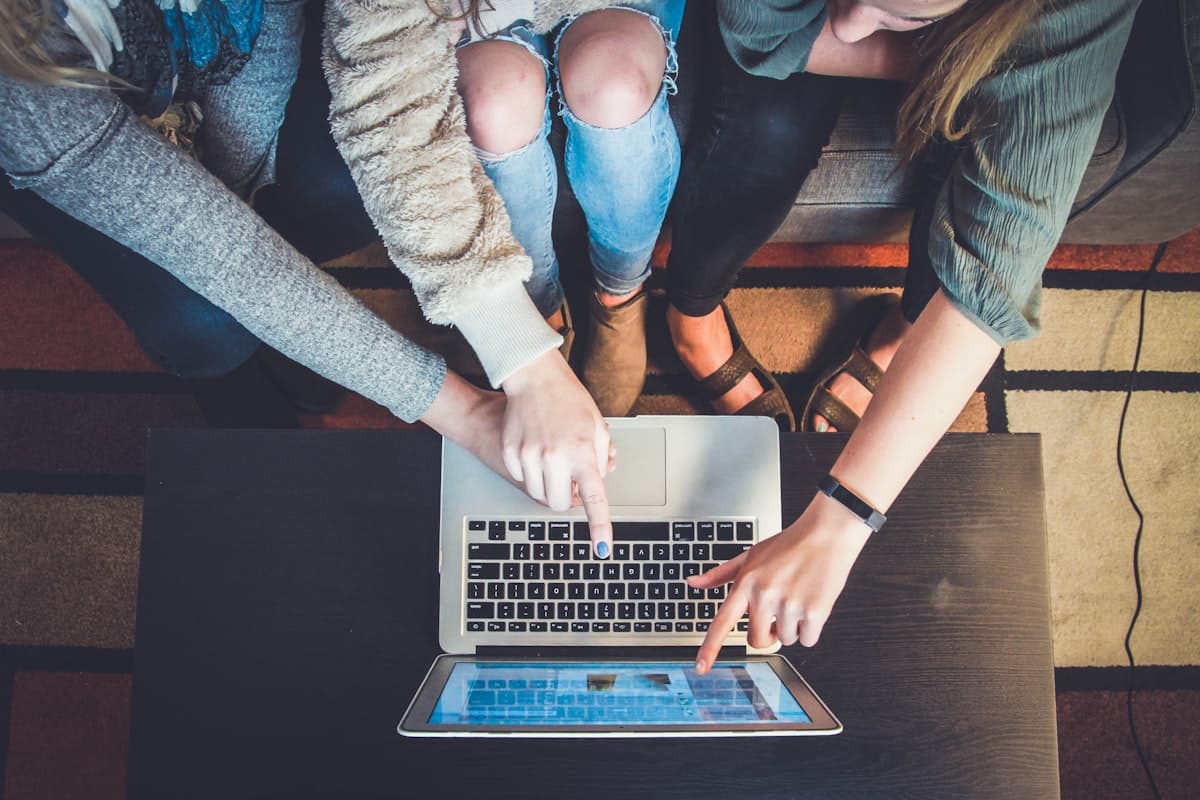 Abandoned Cart Email Strategy: How to Recover 15-30% of Lost Revenue